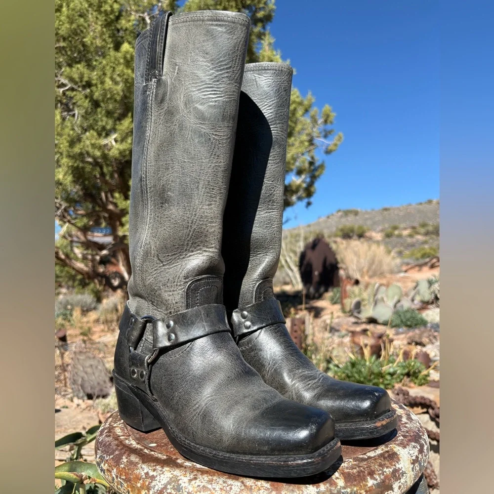 FRYE🇺🇸 15R Harness Tall Boots - Picture 5 of 16